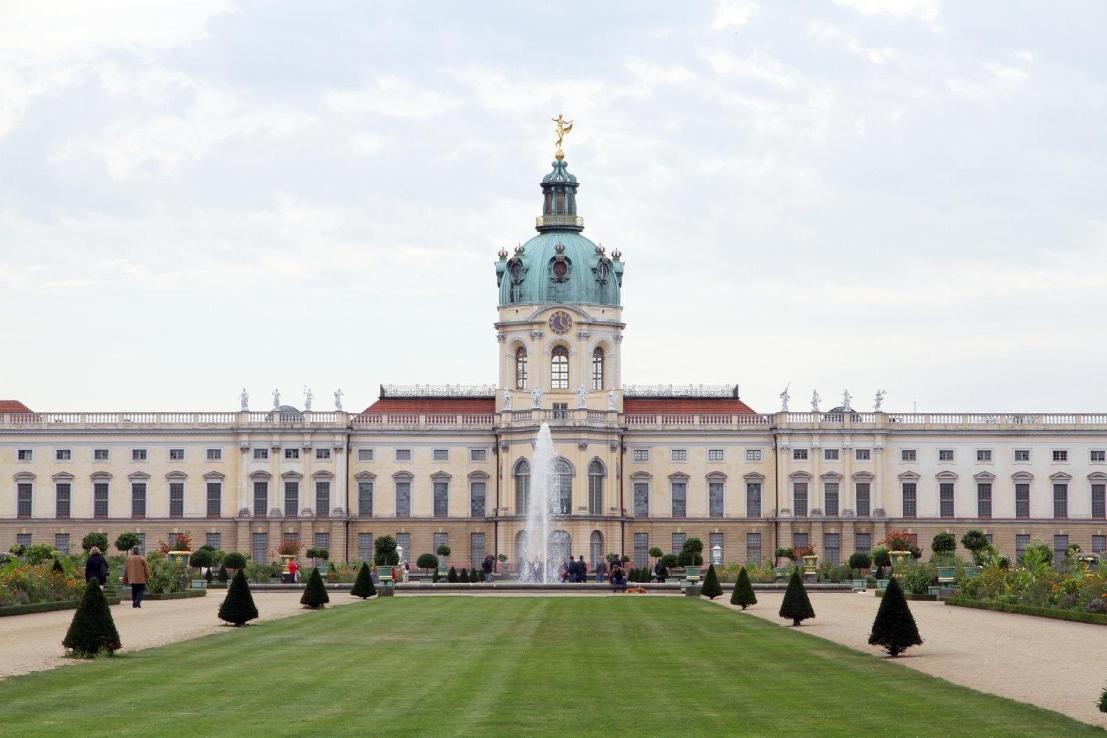 Trip To Potsdam From Berlin Into The Kingdom Of Prussian Kings With Drivenow